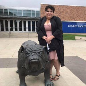 Meet your Posher, Hannah